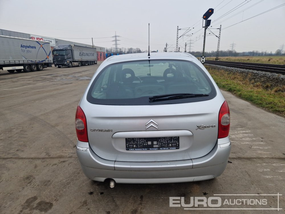 2004 Citroen Xsara Picasso - Automóvel: foto 4 2004 Citroen Xsara Picasso - Automóvel: foto 4