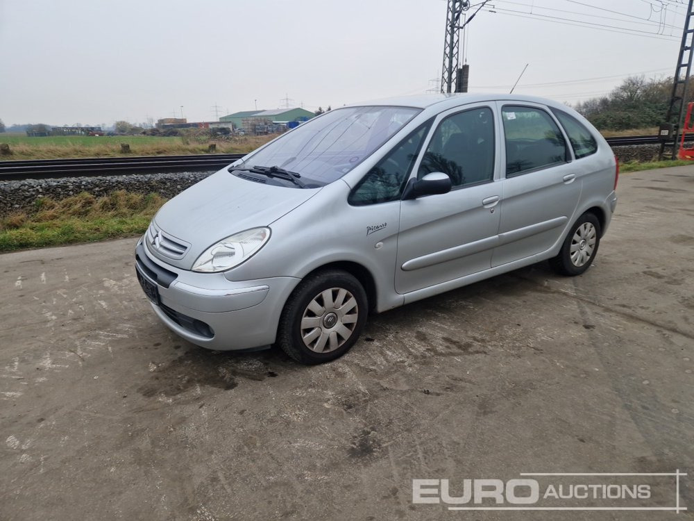 2004 Citroen Xsara Picasso - Automóvel: foto 1 2004 Citroen Xsara Picasso - Automóvel: foto 1