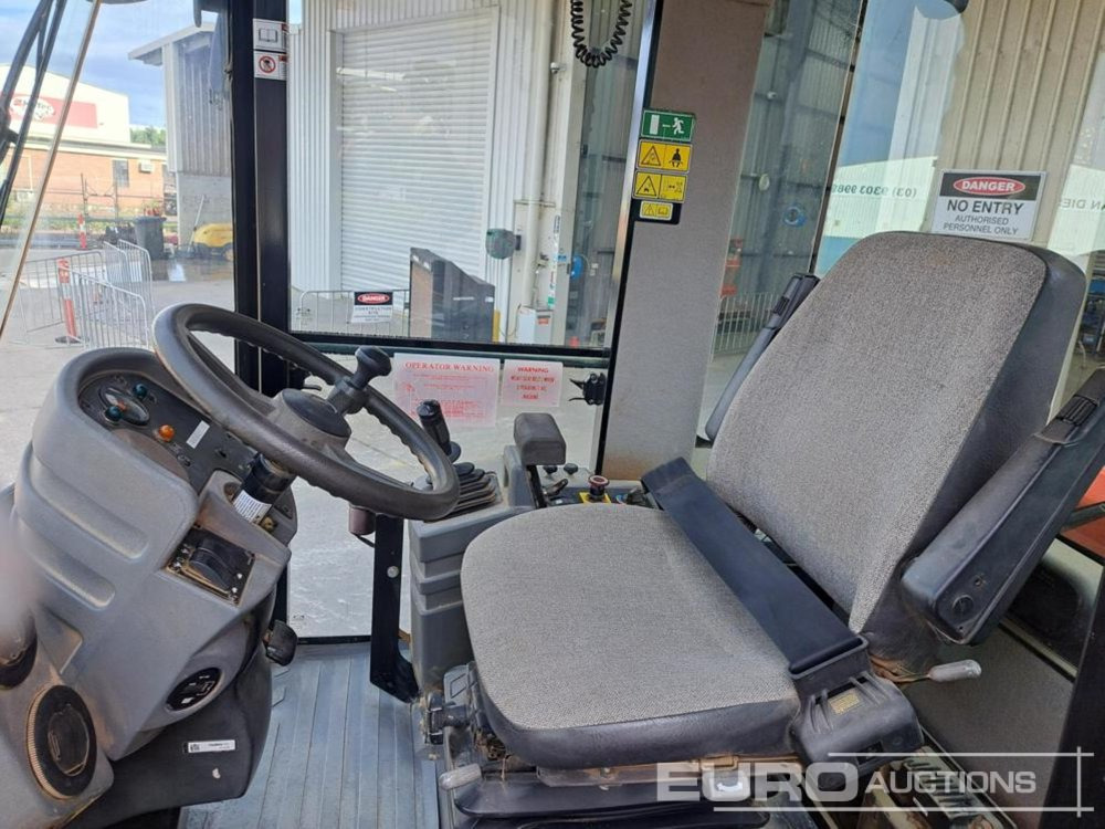 2011 CAT CS74 - Rolo: foto 4 2011 CAT CS74 - Rolo: foto 4