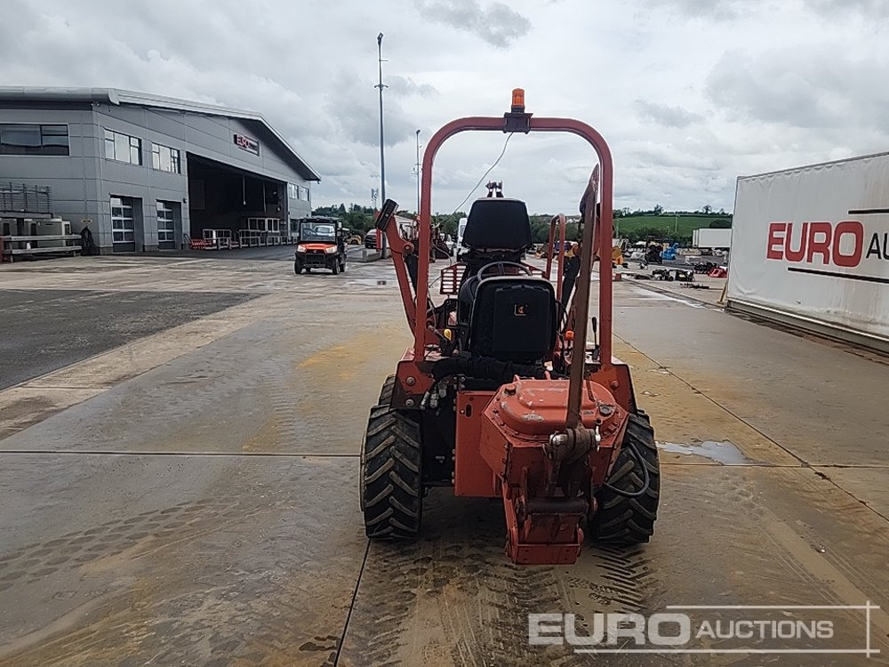 2011 Ditch Witch RT45 - Colocadora de tubagem: foto 3 2011 Ditch Witch RT45 - Colocadora de tubagem: foto 3