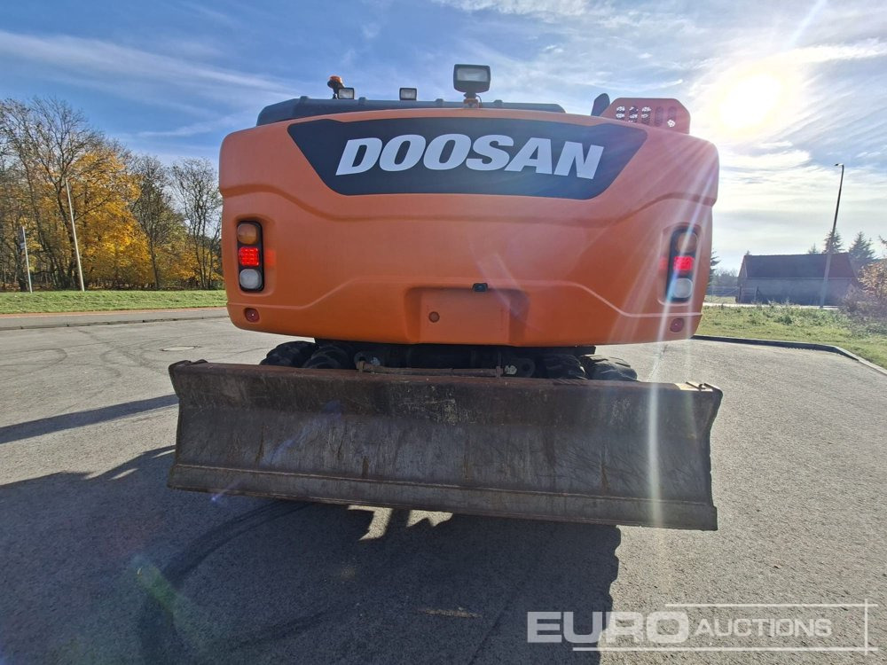 2013 Doosan DX160W - Escavadeira de rodas: foto 3 2013 Doosan DX160W - Escavadeira de rodas: foto 3
