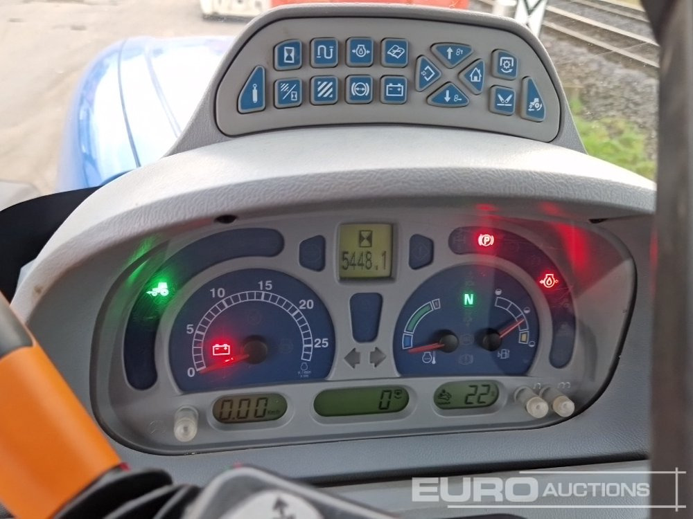 Trator 2013 New Holland T7.270: foto 32