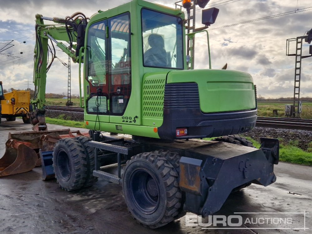 2013 Takeuchi TB175W - Escavadeira de rodas: foto 3 2013 Takeuchi TB175W - Escavadeira de rodas: foto 3