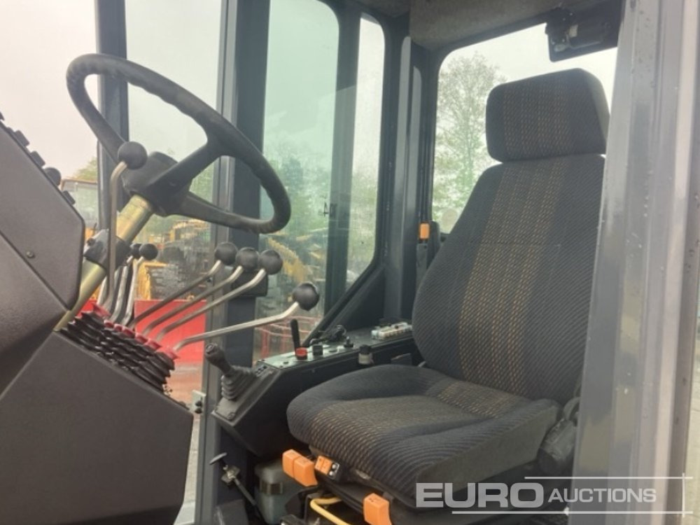 2015 HBM-Nobas BG110T-5 - Motoniveladora: foto 5 2015 HBM-Nobas BG110T-5 - Motoniveladora: foto 5