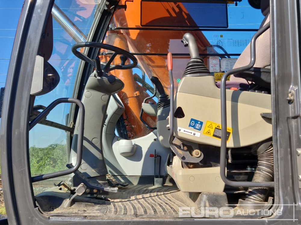Escavadeira de rodas 2015 Hitachi ZX190W-5: foto 34