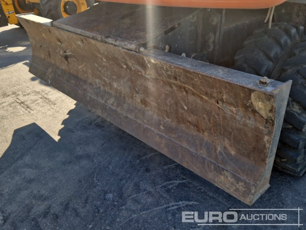 Escavadeira de rodas 2015 Hitachi ZX190W-5: foto 14