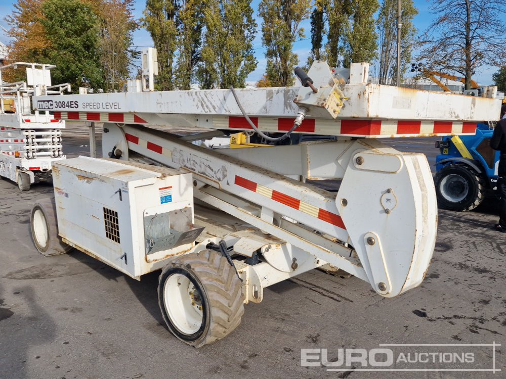 2015 JLG MEC3084ES - Plataforma aérea: foto 4 2015 JLG MEC3084ES - Plataforma aérea: foto 4