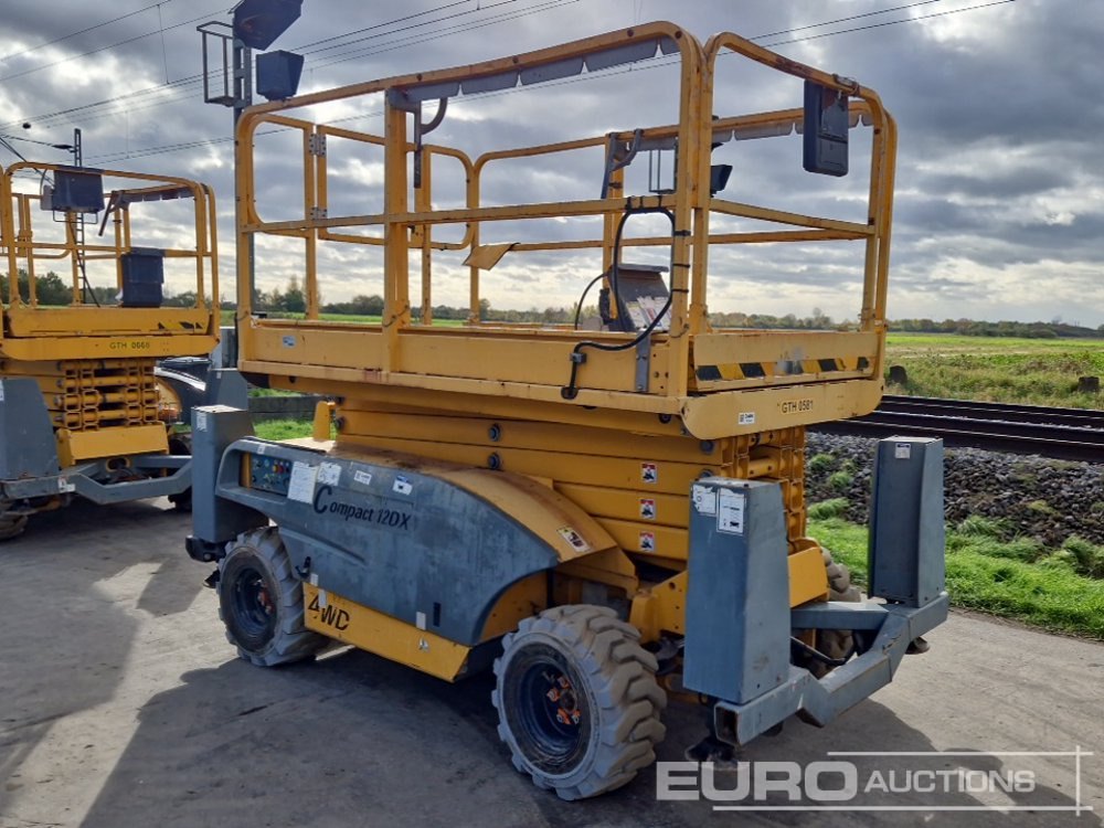 2016 Haulotte Compact 12DX - Plataforma aérea: foto 3 2016 Haulotte Compact 12DX - Plataforma aérea: foto 3