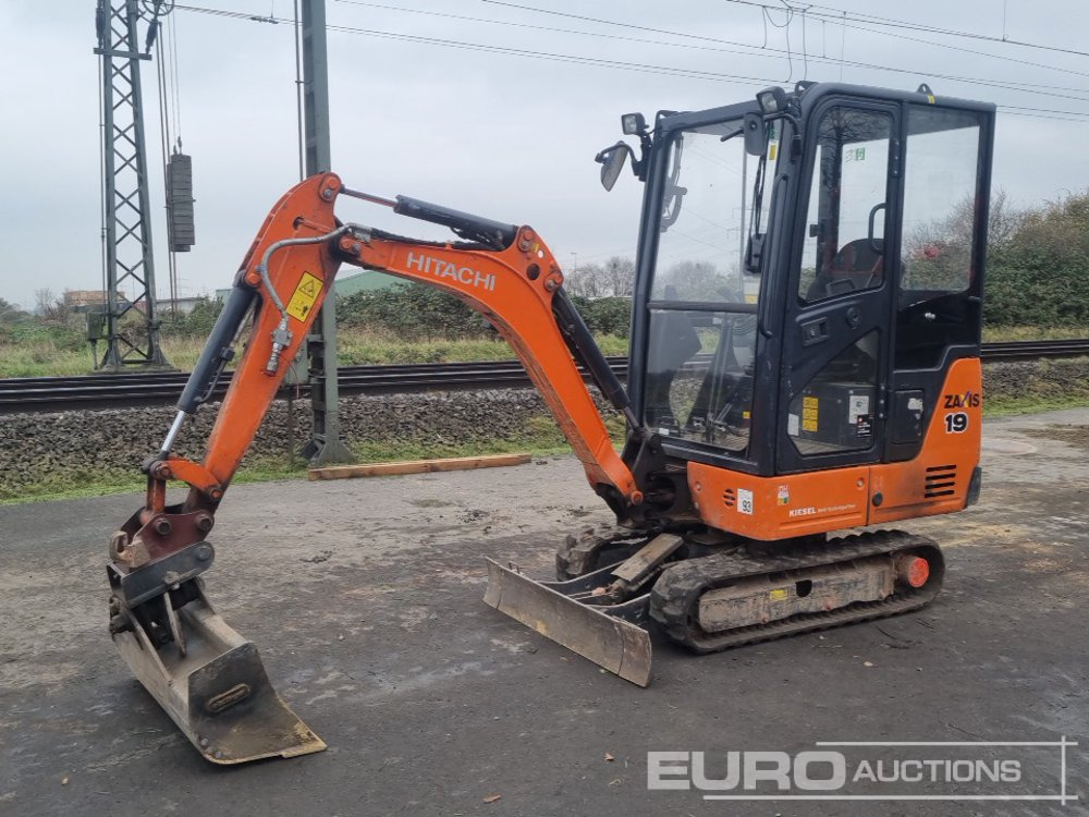 2019 Hitachi ZX19-5A CR - Mini escavadeira: foto 1 2019 Hitachi ZX19-5A CR - Mini escavadeira: foto 1