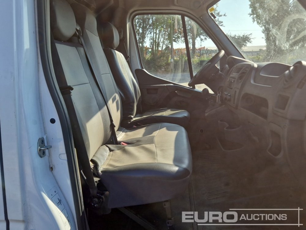 Caminhão com plataforma aérea 2019 Renault Master: foto 28