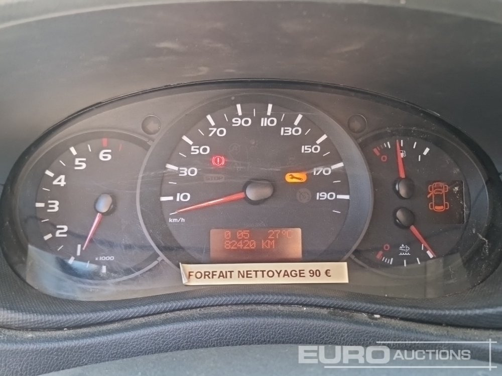 Caminhão com plataforma aérea 2019 Renault Master: foto 35