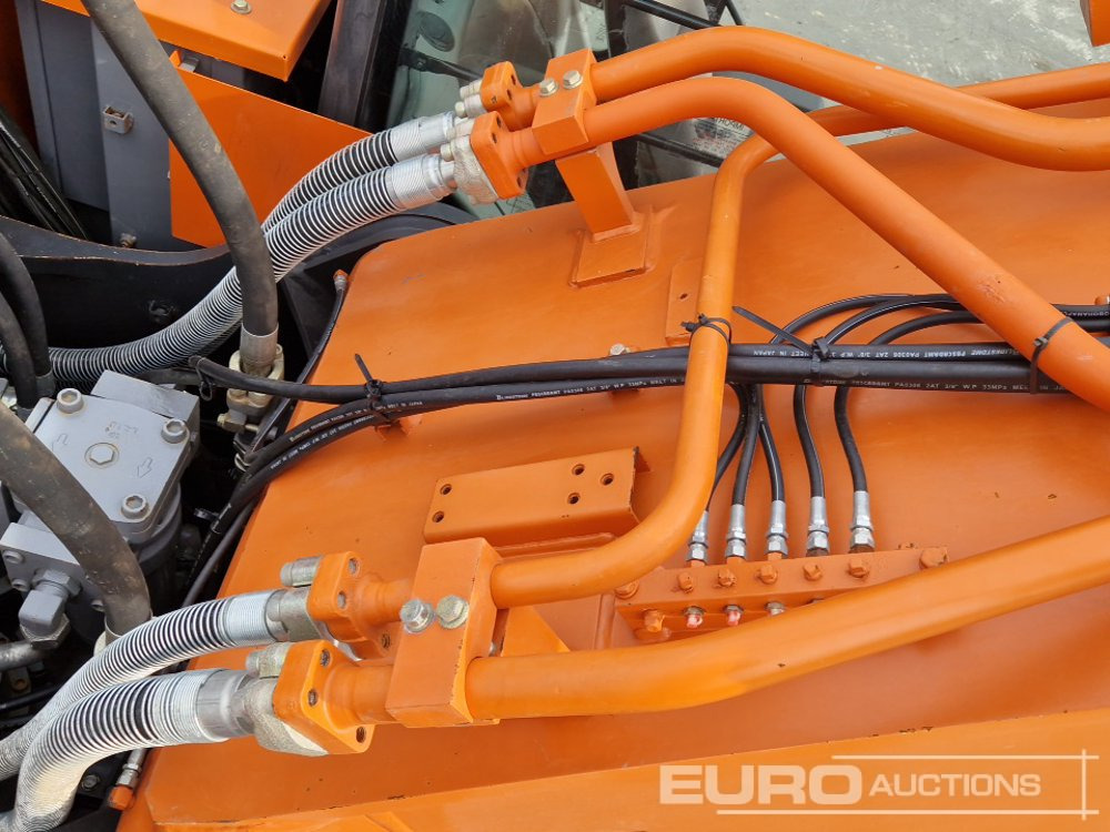 Escavadora de rastos 2020 Hitachi ZX490LCH-5A: foto 47