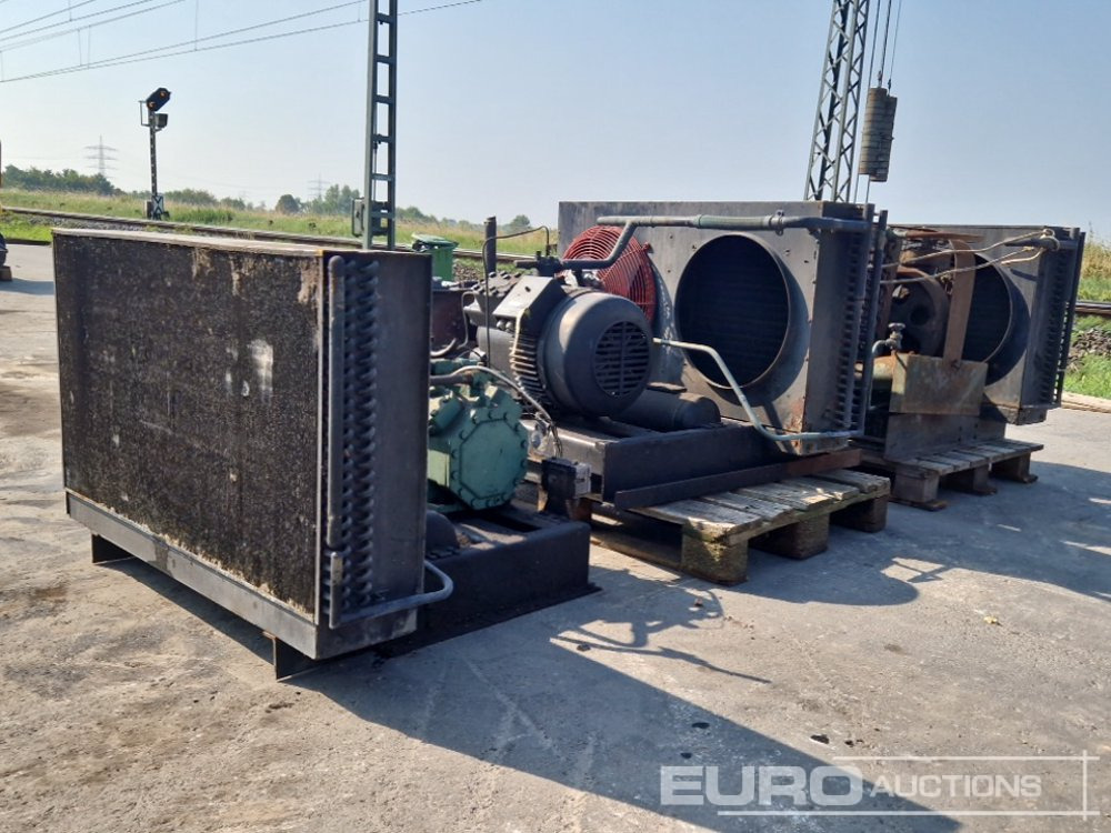 Compressor Units (3 of) - Equipamento de construção: foto 1 Compressor Units (3 of) - Equipamento de construção: foto 1