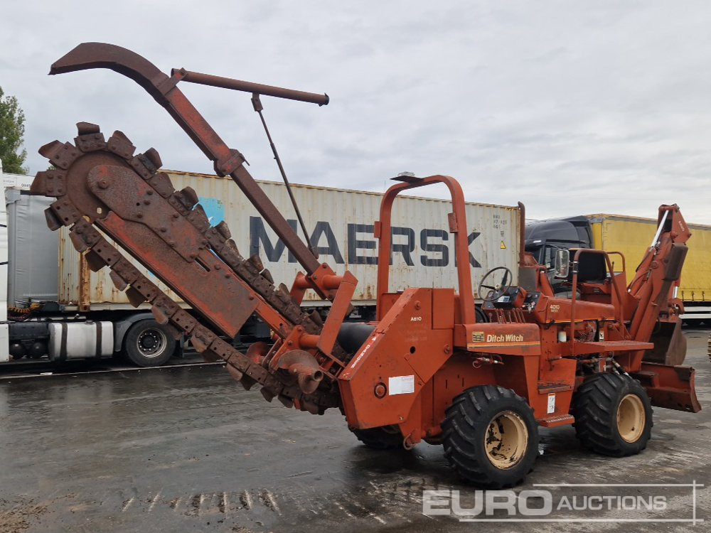 Ditch Witch 4010 - Colocadora de tubagem: foto 4 Ditch Witch 4010 - Colocadora de tubagem: foto 4