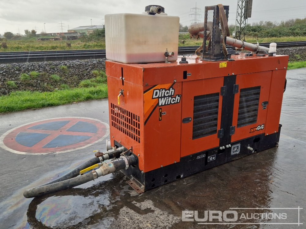 Ditch Witch XP44 - Equipamento de construção: foto 1 Ditch Witch XP44 - Equipamento de construção: foto 1