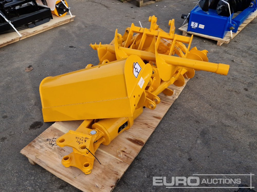 Unused 2025 GIYI Selection of Excavator Attachments to suit CAT 301 (8 of) - Equipamento de Escavadeira: foto 1 Unused 2025 GIYI Selection of Excavator Attachments to suit CAT 301 (8 of) - Equipamento de Escavadeira: foto 1