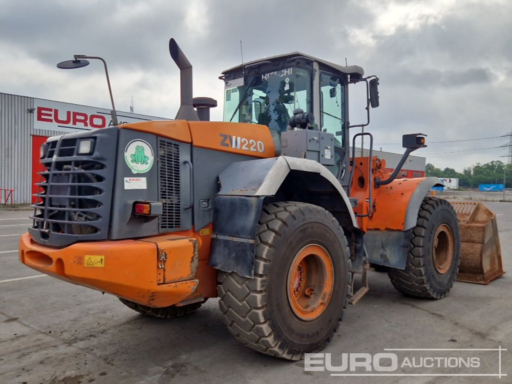 Hitachi ZW220 - Carregadeira de rodas: foto 5 Hitachi ZW220 - Carregadeira de rodas: foto 5