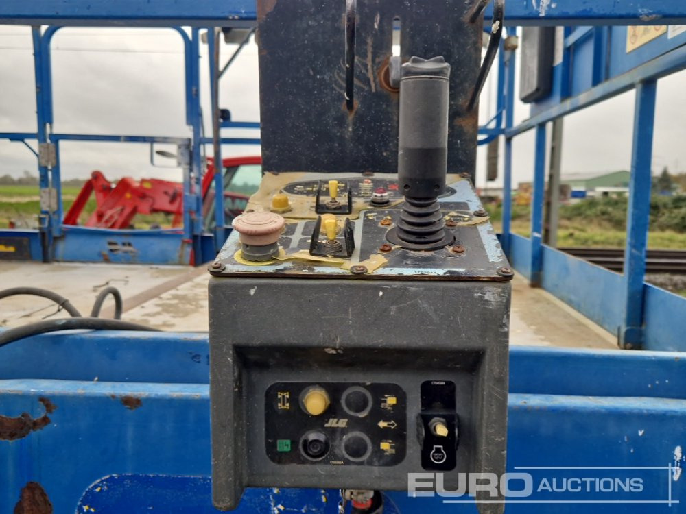 Plataforma aérea JLG 4394RT: foto 17