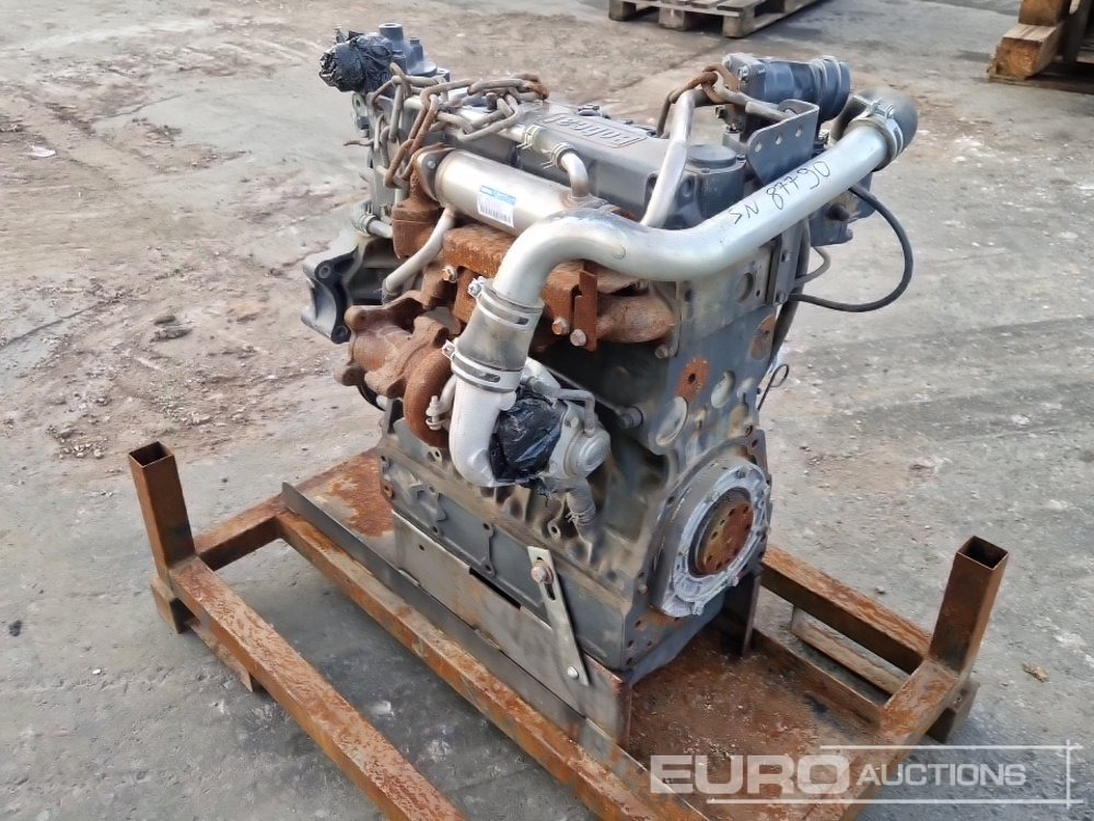 Kubota 4 Cylinder Turbo Diesel Engine - Motor: foto 4 Kubota 4 Cylinder Turbo Diesel Engine - Motor: foto 4