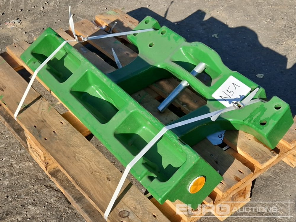 Unused Suitcase or BigPack Front Weight Carrier to suit John Deere 8R 230, 8R 250, 8R 280, 8R 310, 8R 340, 8R 370, 8R 410 (PartNo.R569418,R572164) - Máquina agrícola: foto 3 Unused Suitcase or BigPack Front Weight Carrier to suit John Deere 8R 230, 8R 250, 8R 280, 8R 310, 8R 340, 8R 370, 8R 410 (PartNo.R569418,R572164) - Máquina agrícola: foto 3