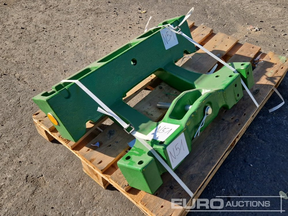 Unused Suitcase or BigPack Front Weight Carrier to suit John Deere 8R 230, 8R 250, 8R 280, 8R 310, 8R 340, 8R 370, 8R 410 (PartNo.R569418,R572164) - Máquina agrícola: foto 4 Unused Suitcase or BigPack Front Weight Carrier to suit John Deere 8R 230, 8R 250, 8R 280, 8R 310, 8R 340, 8R 370, 8R 410 (PartNo.R569418,R572164) - Máquina agrícola: foto 4