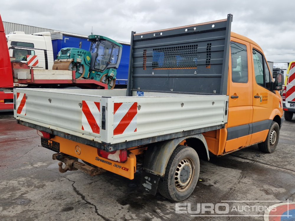 Mercedes Benz Sprinter 309CDI - Furgão caixa aberta: foto 5 Mercedes Benz Sprinter 309CDI - Furgão caixa aberta: foto 5