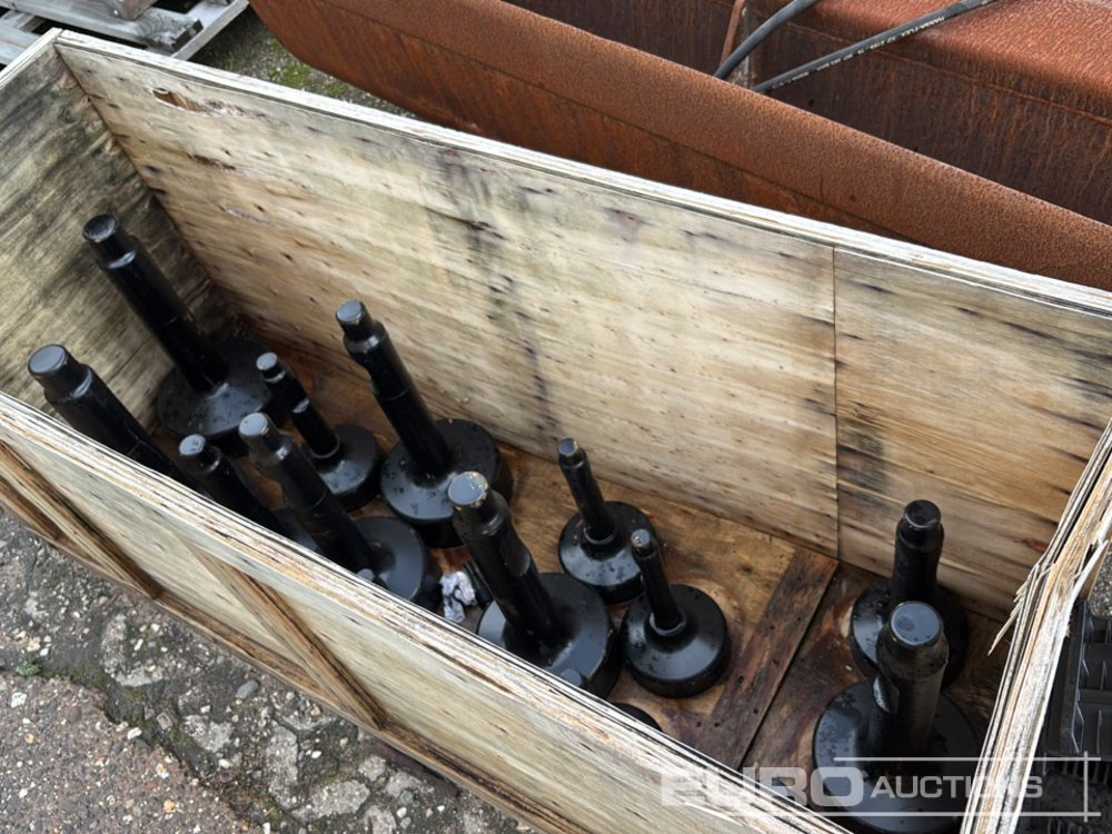 Selection of Post Knockers - Equipamento de construção: foto 1 Selection of Post Knockers - Equipamento de construção: foto 1