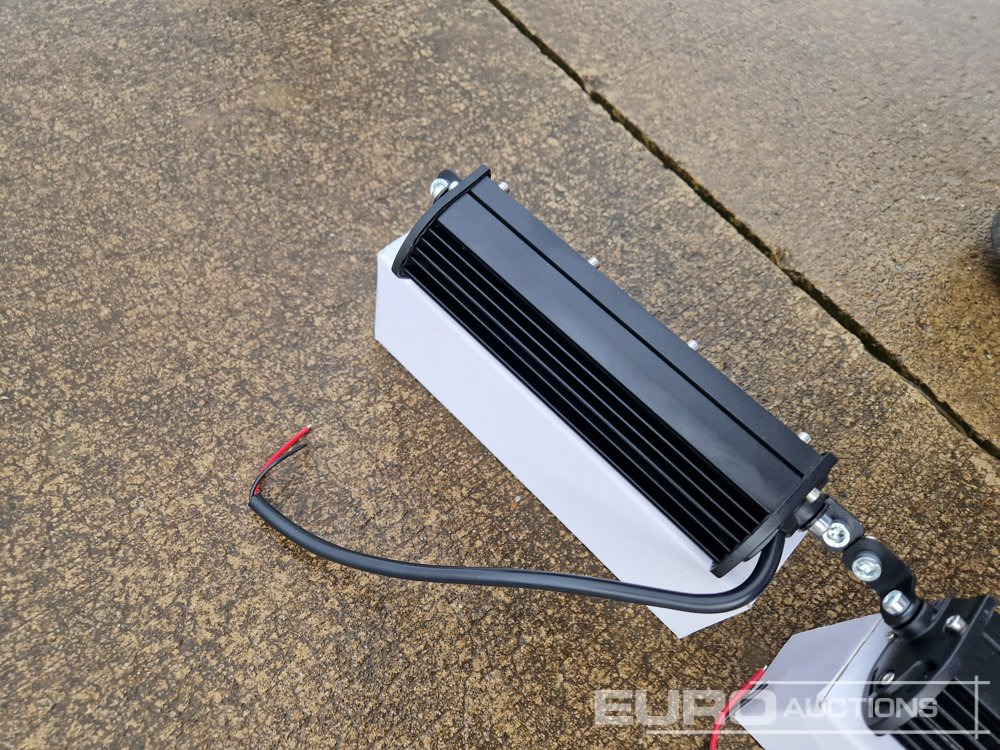Equipamento de construção Unused 7" 60W LED Light Bar, Mounting Brackets, IP68 Waterproof (2 of): foto 7