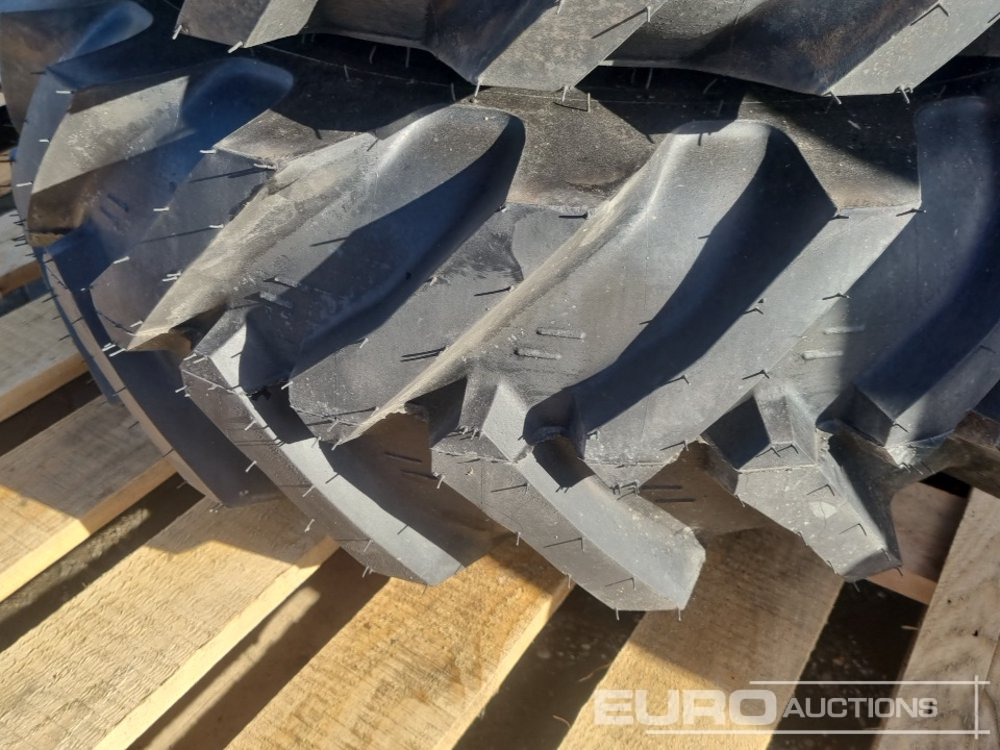 Unused Mitas 10.0/75-15.3 Tyre & Rim (2 of) - Pneu: foto 5 Unused Mitas 10.0/75-15.3 Tyre & Rim (2 of) - Pneu: foto 5