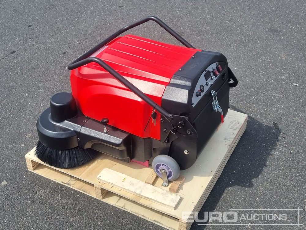 Unused Walk Behind Sweeper - Varredora industrial: foto 2 Unused Walk Behind Sweeper - Varredora industrial: foto 2