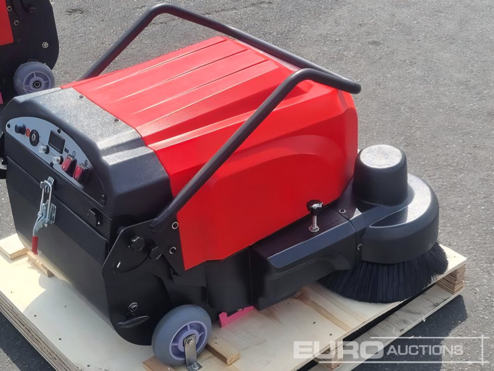 Unused Walk Behind Sweeper - Varredora industrial: foto 3 Unused Walk Behind Sweeper - Varredora industrial: foto 3