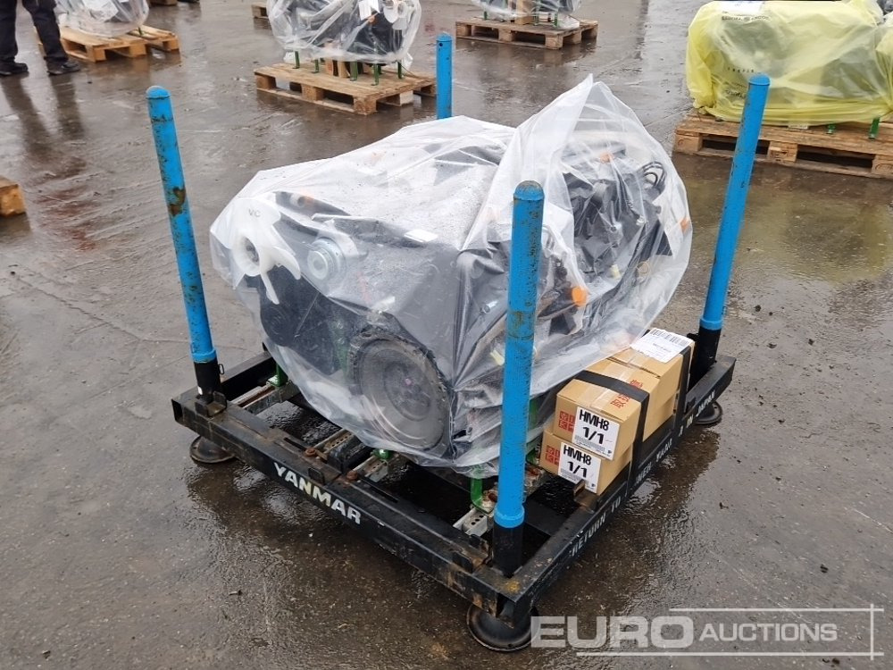 Unused YANMAR 3TNV70-VNSV Diesel Engine (4 of) - Motor de Máquina de construção: foto 3 Unused YANMAR 3TNV70-VNSV Diesel Engine (4 of) - Motor de Máquina de construção: foto 3