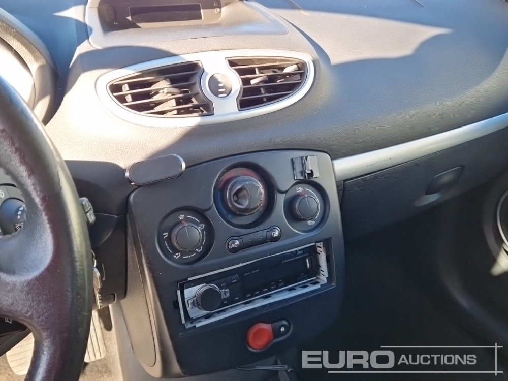 Automóvel 2007 Renault Clio: foto 20 Automóvel 2007 Renault Clio: foto 20