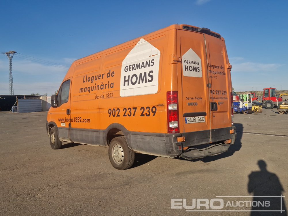 2010 Iveco Daily 35 S14 - Furgão: foto 3 2010 Iveco Daily 35 S14 - Furgão: foto 3