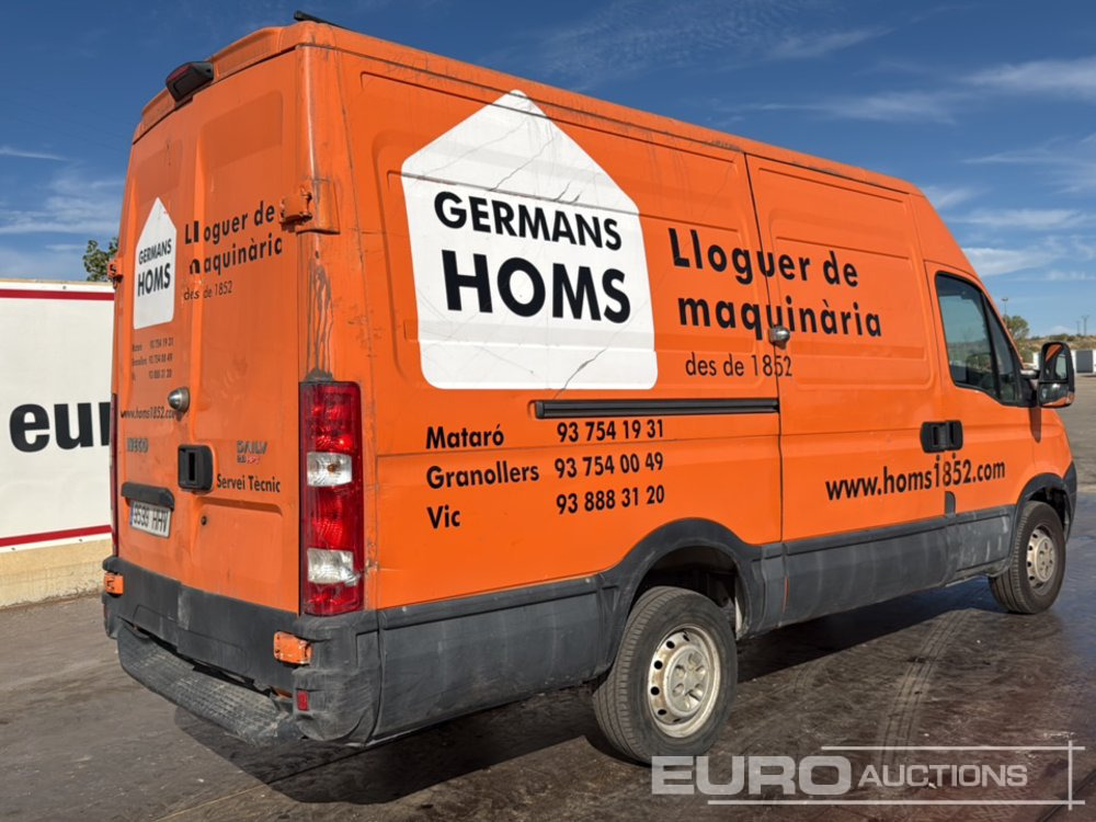 2012 Iveco Daily 35 S14 - Furgão: foto 5 2012 Iveco Daily 35 S14 - Furgão: foto 5