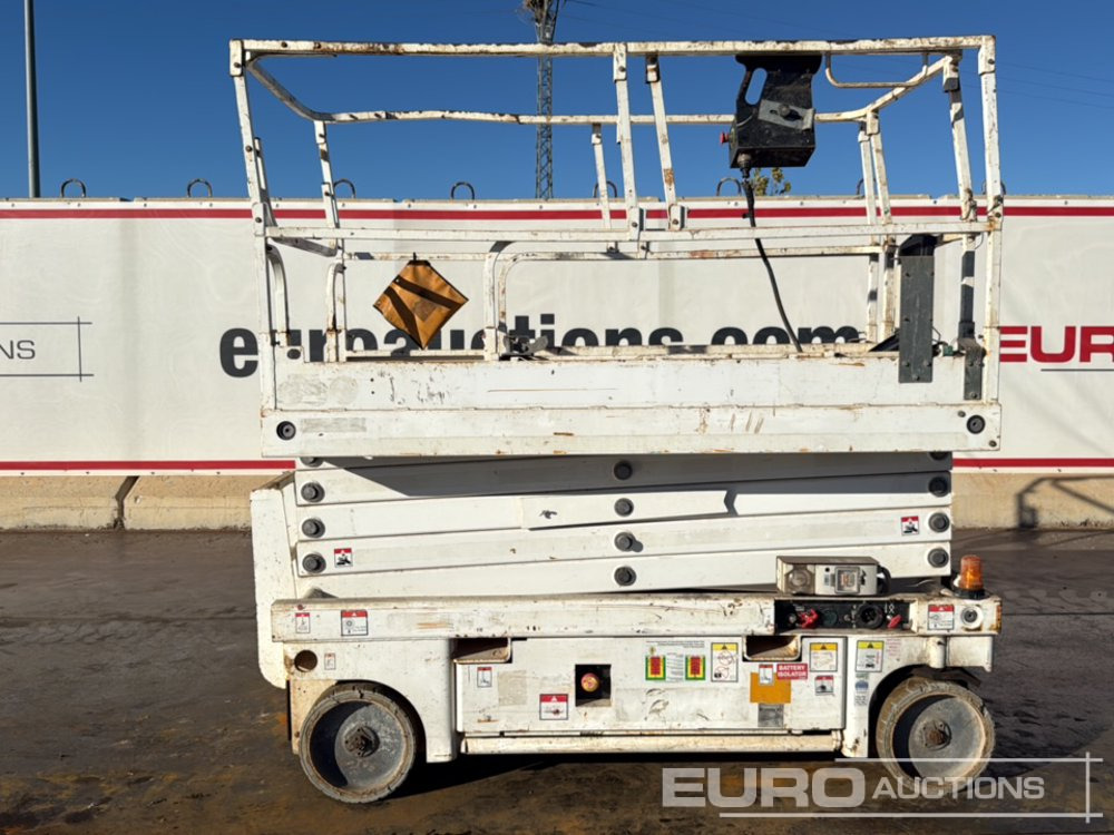 2014 Haulotte Compact 12 - Plataforma aérea: foto 2 2014 Haulotte Compact 12 - Plataforma aérea: foto 2