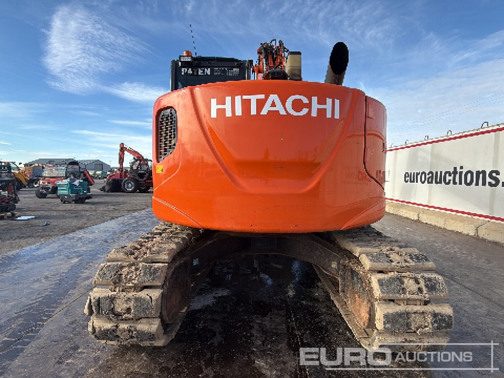 2016 Hitachi ZX135US-5B - Escavadora de rastos: foto 4 2016 Hitachi ZX135US-5B - Escavadora de rastos: foto 4
