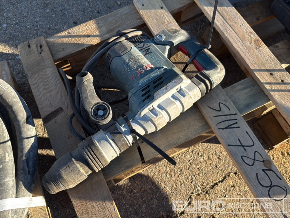 Bosh Electric Hammer - Equipamento de construção: foto 1 Bosh Electric Hammer - Equipamento de construção: foto 1