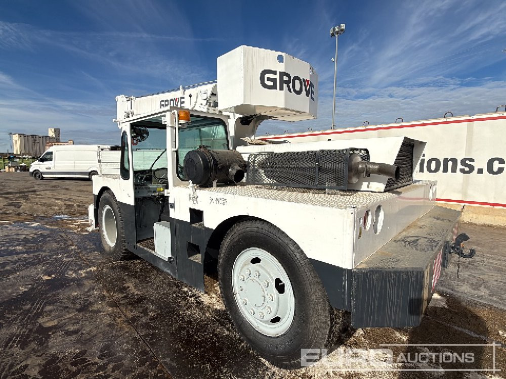 Grove 4x2 Crane, Stabilisers - Guindaste móvel: foto 3 Grove 4x2 Crane, Stabilisers - Guindaste móvel: foto 3