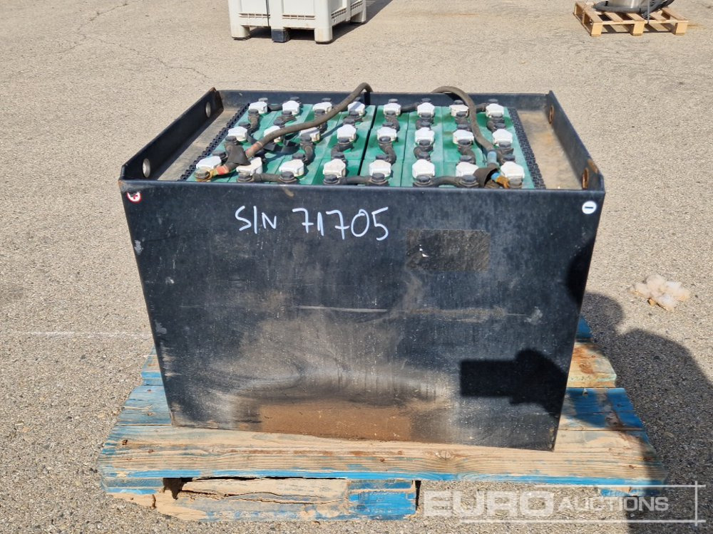 Set of Batteries to suit Electric Forklift - Bateria automotiva de Empilhadeira elétrica: foto 2 Set of Batteries to suit Electric Forklift - Bateria automotiva de Empilhadeira elétrica: foto 2