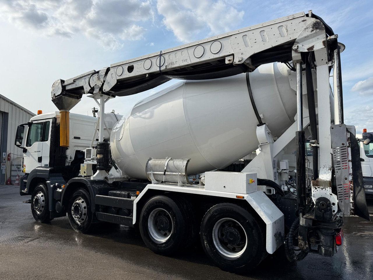 Camion béton MAN TGS 32.400 EA-031-RW - Caminhão betoneira: foto 4 Camion béton MAN TGS 32.400 EA-031-RW - Caminhão betoneira: foto 4