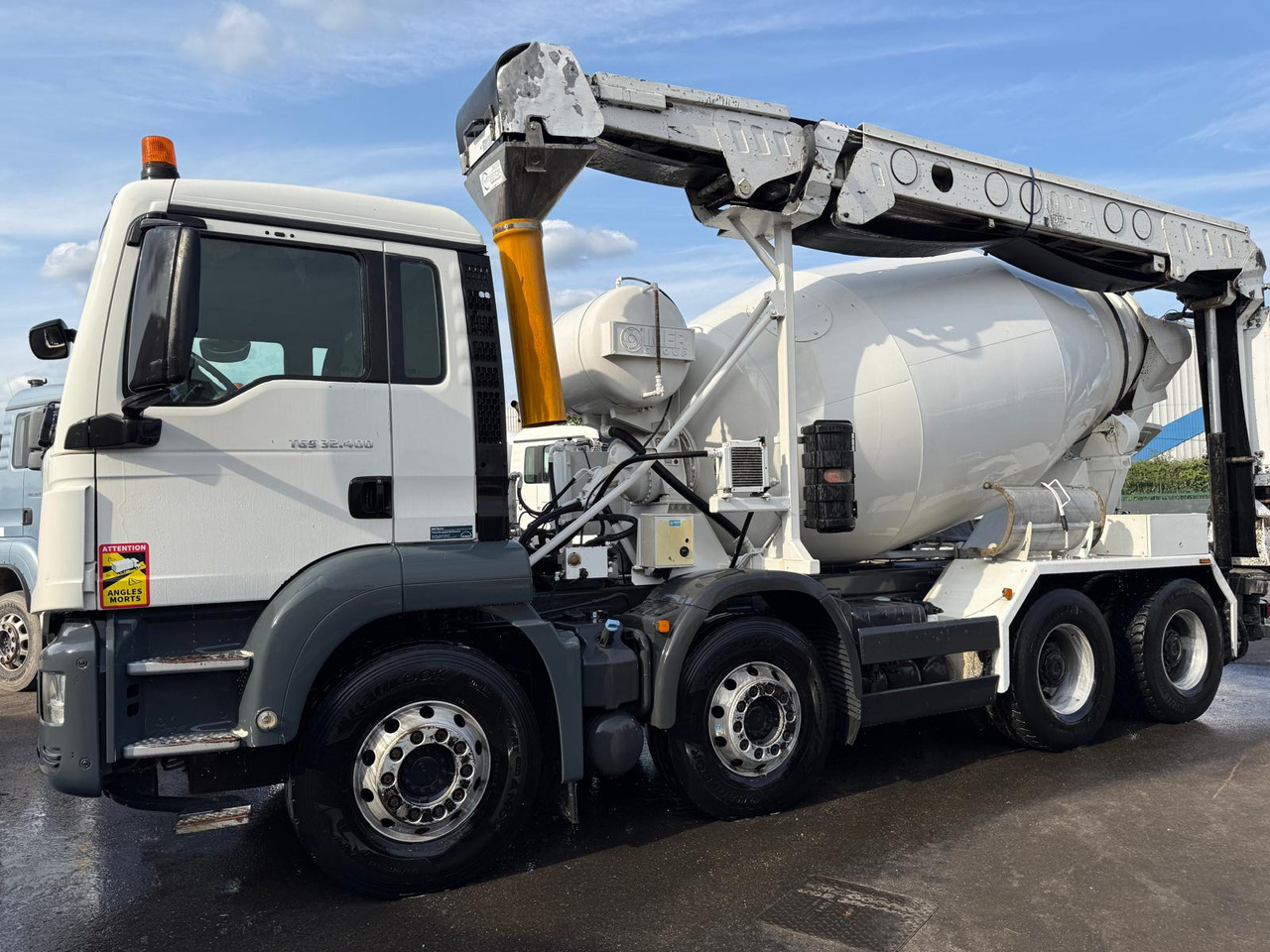 Camion béton MAN TGS 32.400 EA-031-RW - Caminhão betoneira: foto 2 Camion béton MAN TGS 32.400 EA-031-RW - Caminhão betoneira: foto 2