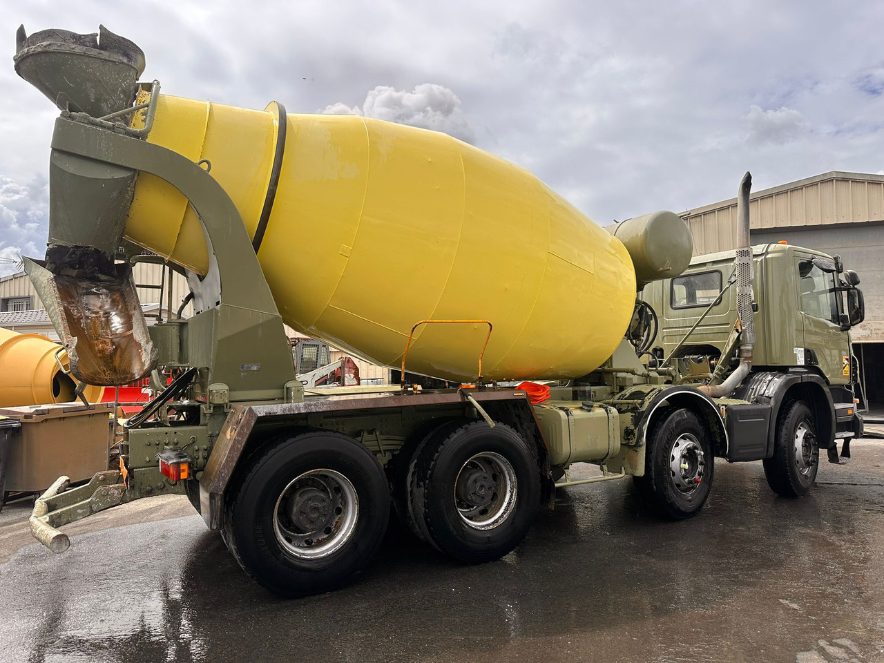 Camion béton Scania P380 CP-230-MP - Caminhão betoneira: foto 5 Camion béton Scania P380 CP-230-MP - Caminhão betoneira: foto 5