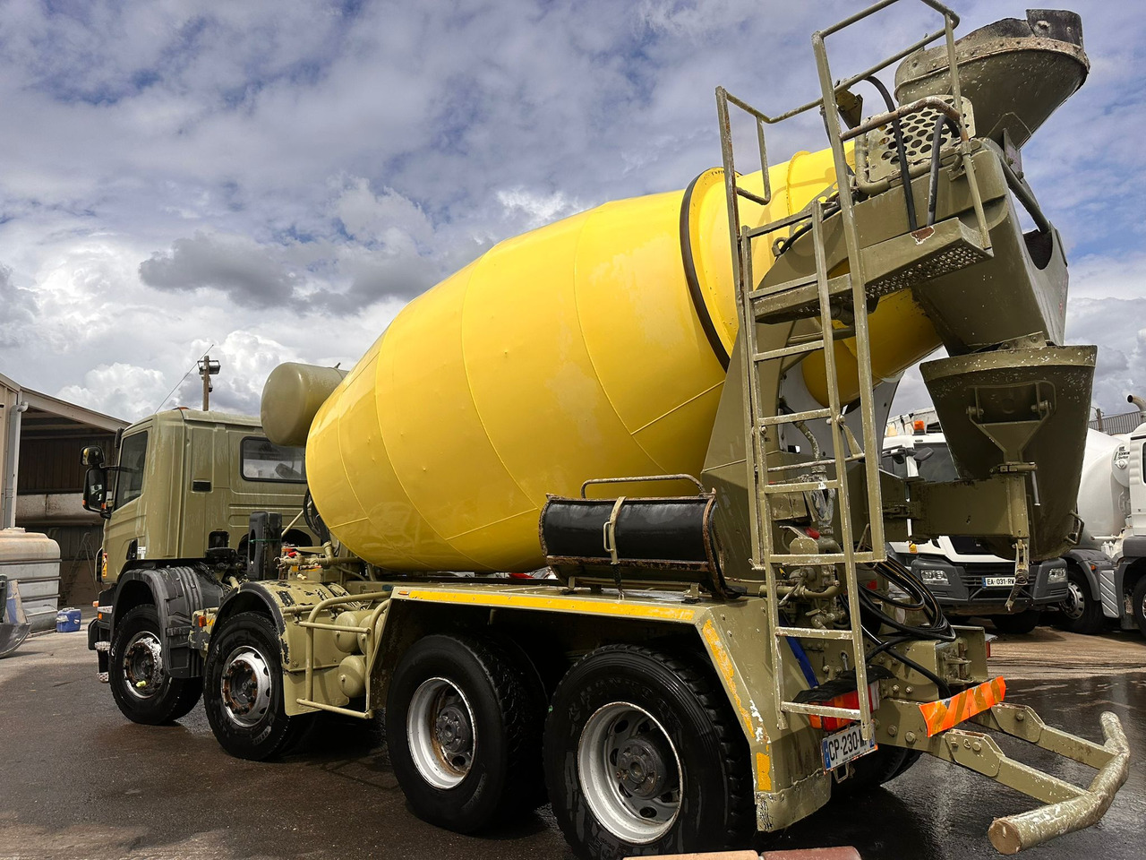 Camion béton Scania P380 CP-230-MP - Caminhão betoneira: foto 4 Camion béton Scania P380 CP-230-MP - Caminhão betoneira: foto 4