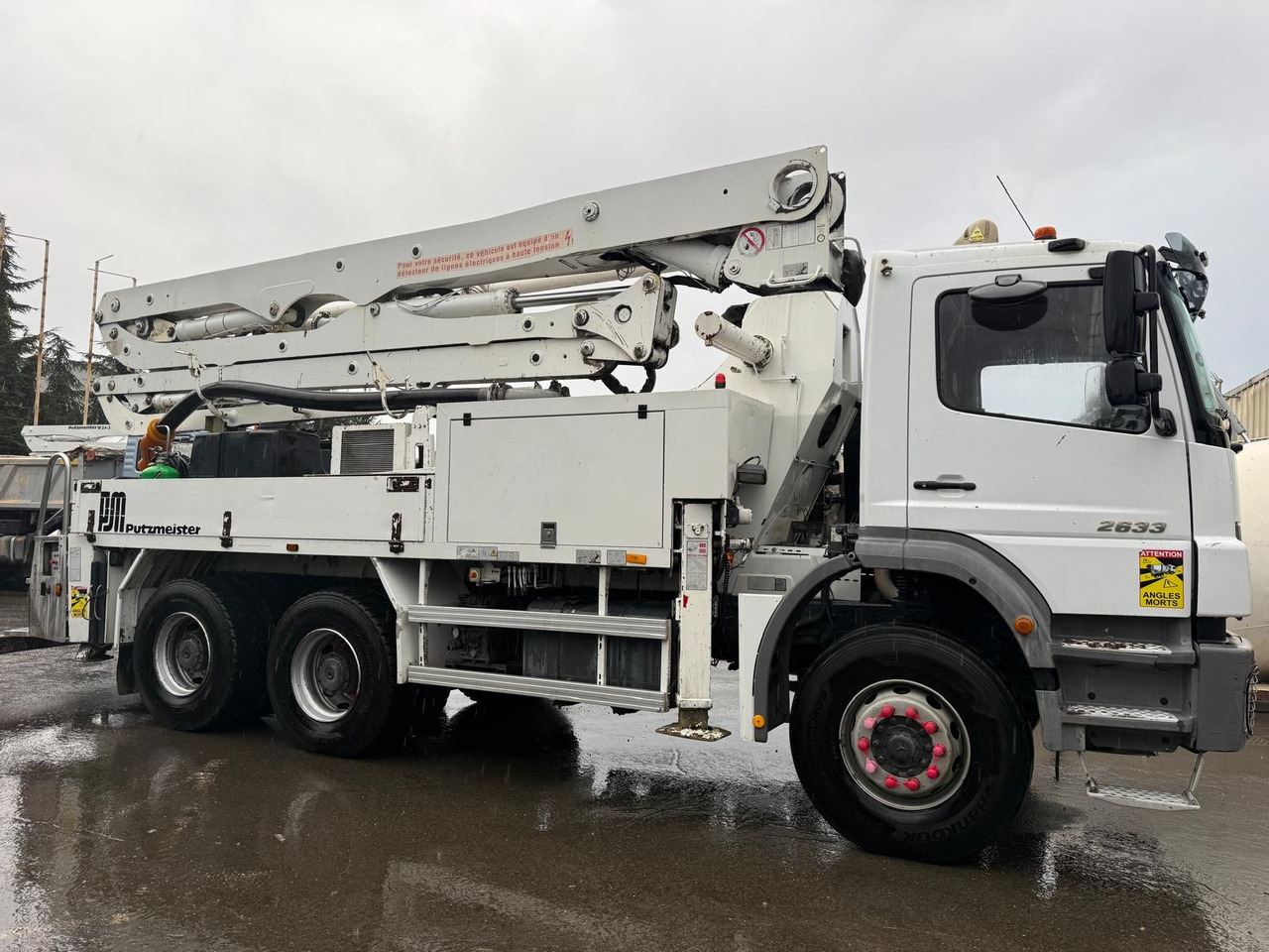 Camion pompe à béton 816-EQD-91 - Autobomba de betão: foto 3 Camion pompe à béton 816-EQD-91 - Autobomba de betão: foto 3