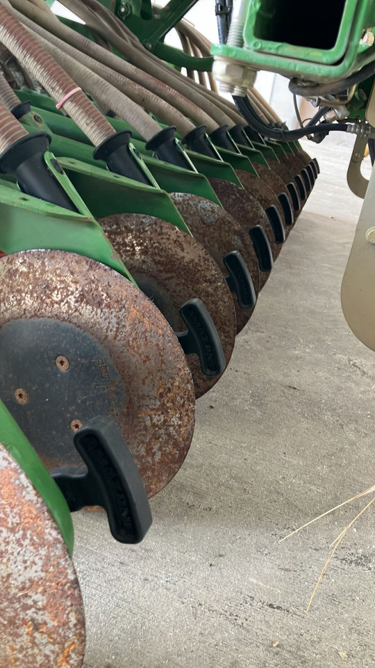 Amazone AD-P 3000 Spezial - Semeadeira: foto 4 Amazone AD-P 3000 Spezial - Semeadeira: foto 4