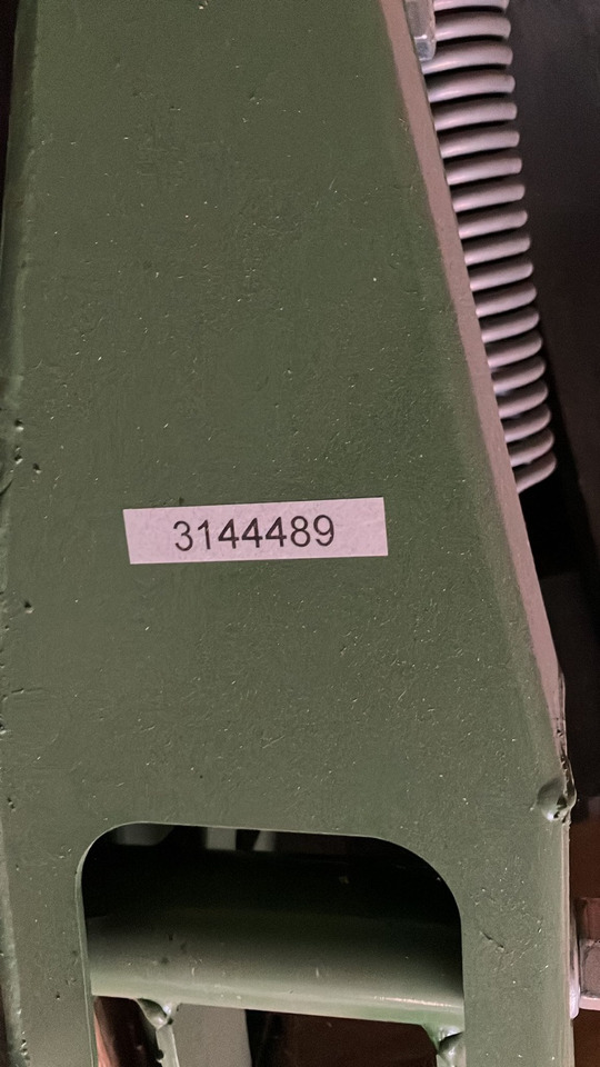 Amazone Fahrgassenmarkierung Cataya - Maquina para lavrar a terra: foto 2 Amazone Fahrgassenmarkierung Cataya - Maquina para lavrar a terra: foto 2