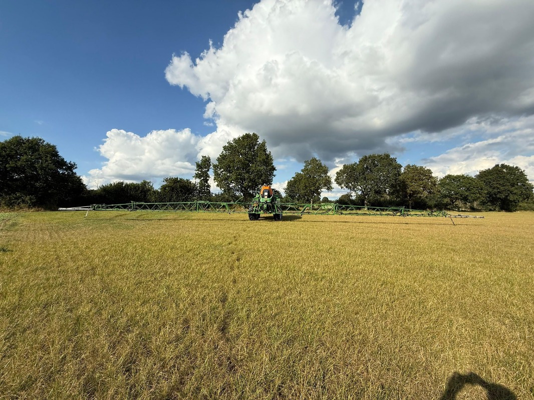 Locação de Amazone Panthera 4502 Amazone Panthera 4502: foto 11