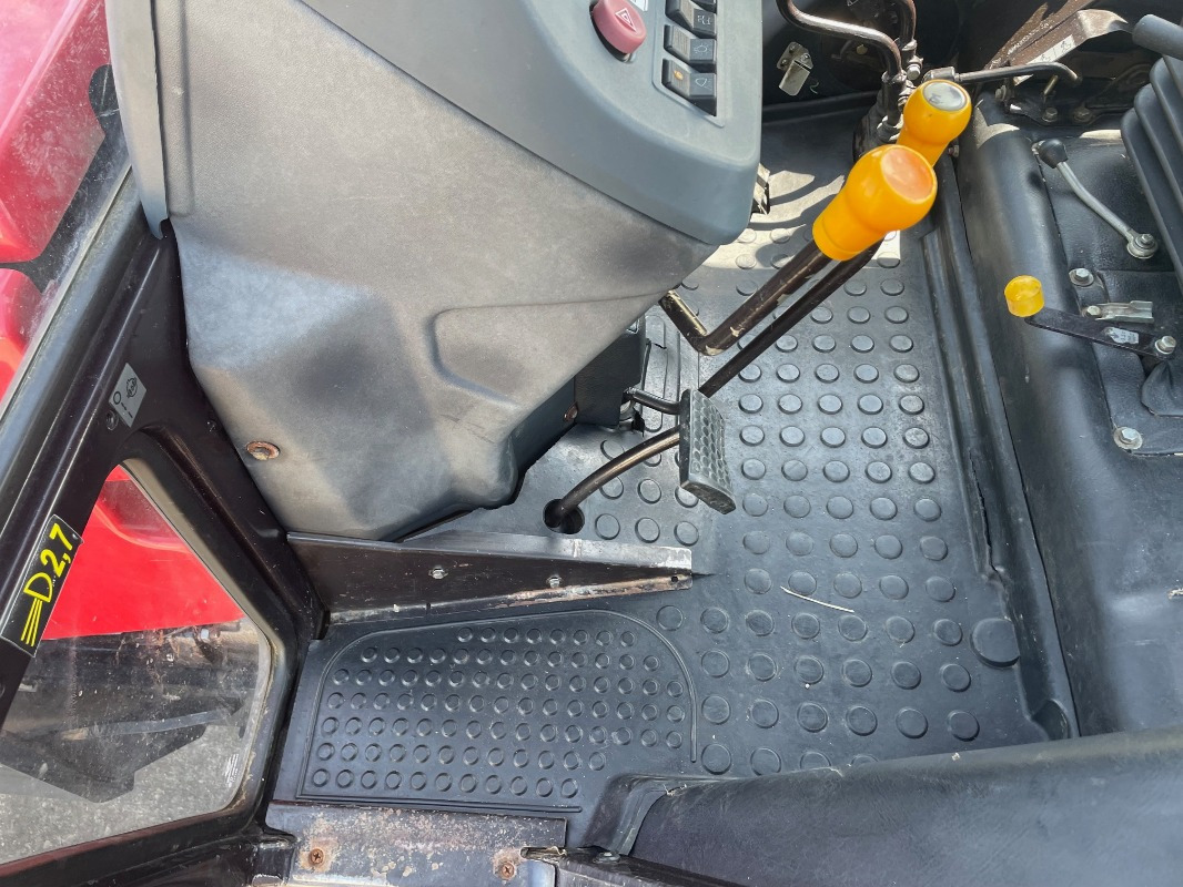 Belarus 920.4 - Trator: foto 3 Belarus 920.4 - Trator: foto 3