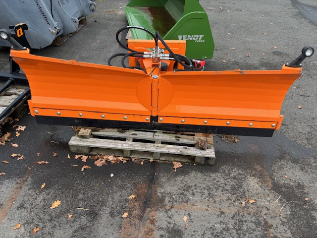 Branson Vario Schneepflug 2000 - Lâmina limpa-neves: foto 1 Branson Vario Schneepflug 2000 - Lâmina limpa-neves: foto 1